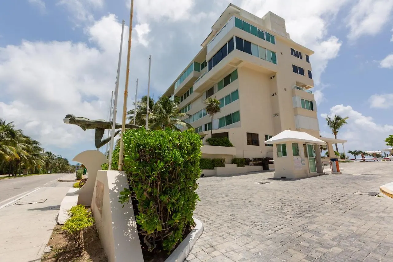 Beach&Ocean Front Apartments Brisas Cancun Zona Hotelera 0*,
