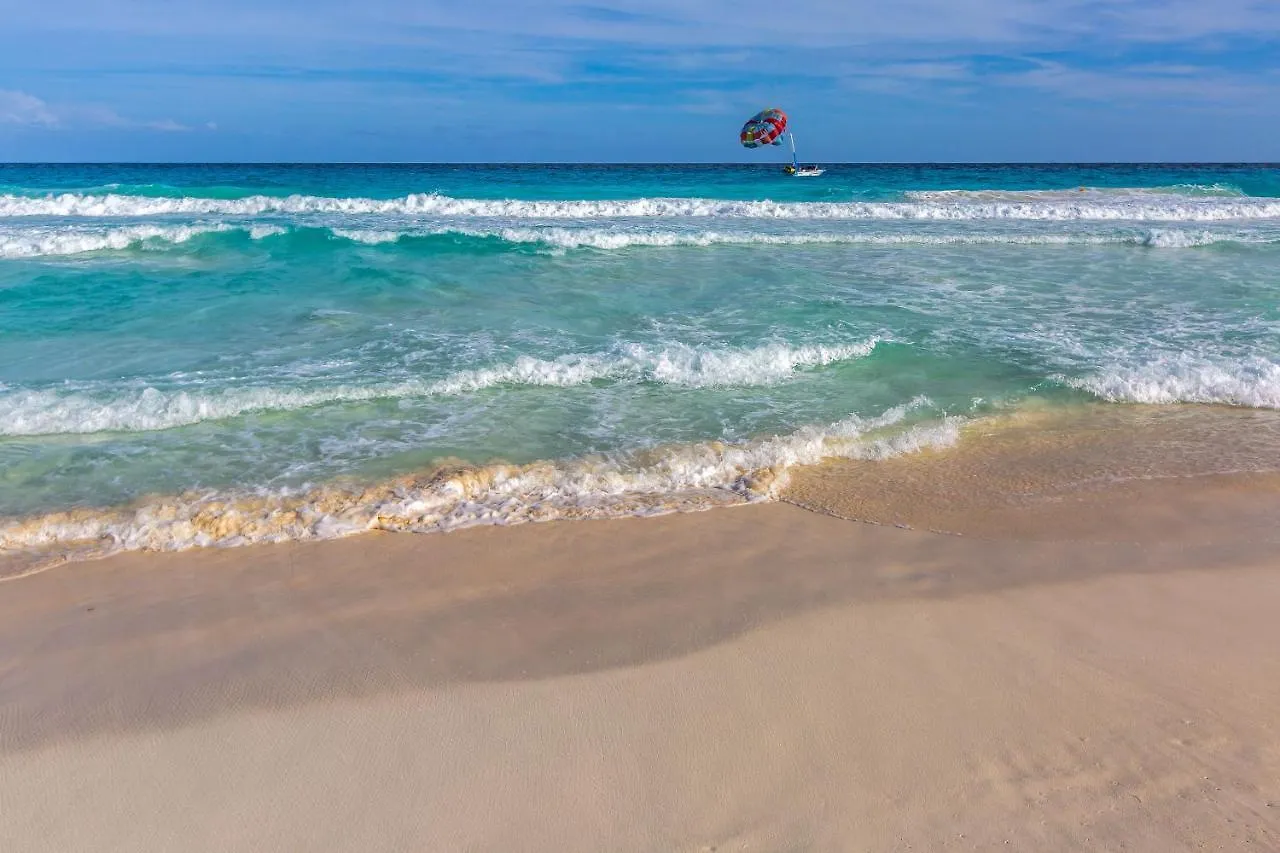 Brisas Beach & Ocean Front Vacation Apartments Cancun Zona Hotelera